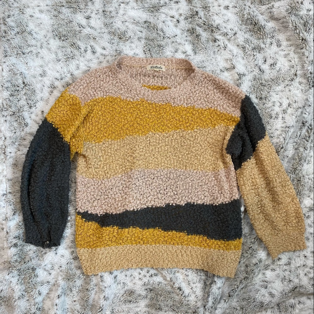 Listicle Popcorn Sweater